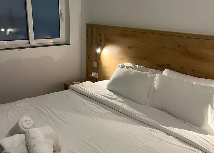 Charming Lower-level Appartement